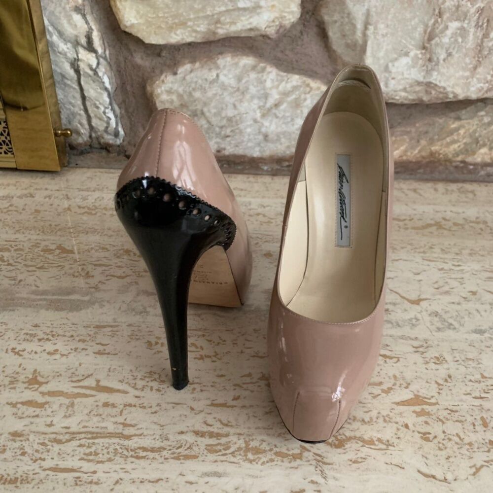 Women’s Brian Atwood patent leather drama Pump size 38 140mm heel